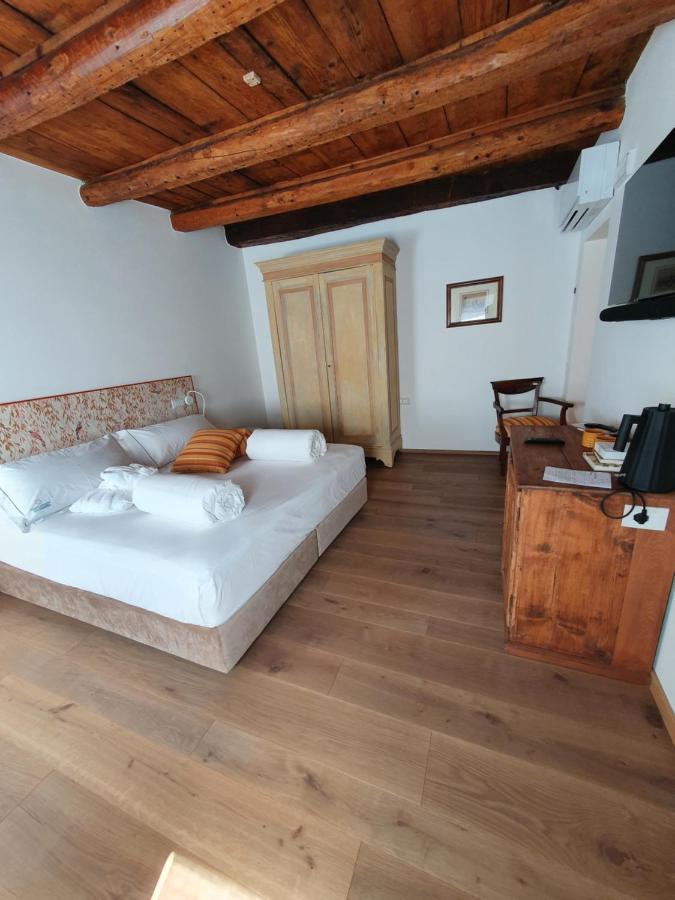 Bed and Breakfast Casa Castagna 1620 Мерґоццо Екстер'єр фото