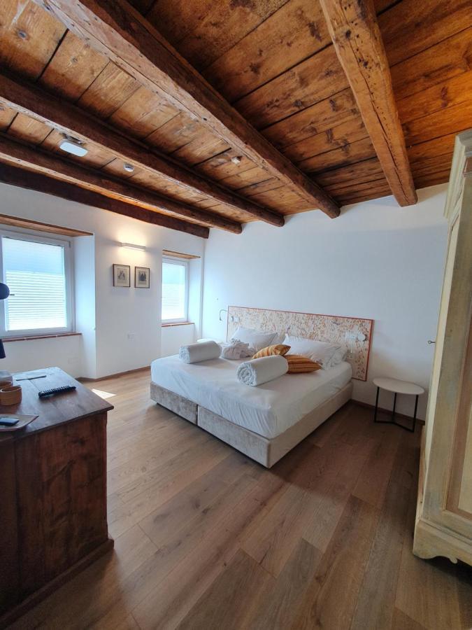Bed and Breakfast Casa Castagna 1620 Мерґоццо Екстер'єр фото
